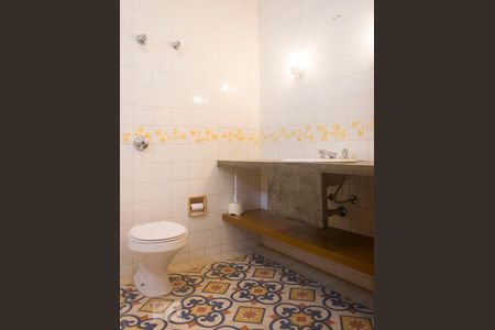 Casa para alugar com 244m², 3 quartos e 2 vagasBanheiro Suite