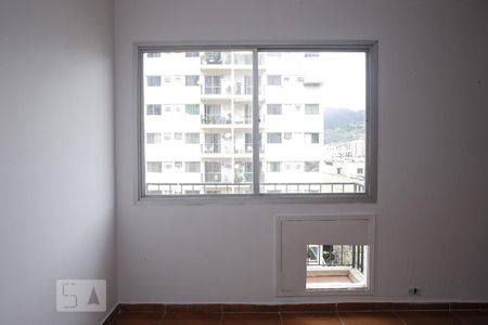 Apartamento à venda com 40m², 1 quarto e 1 vagaQuarto