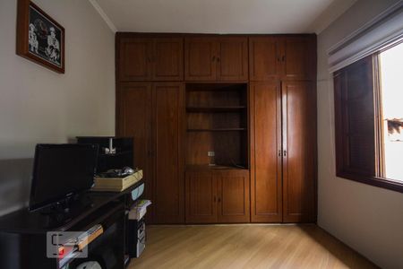 Casa para alugar com 150m², 3 quartos e 3 vagas Casa para alugar com 150m², 3 quartos e 3 vagasQuarto 2