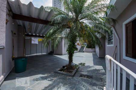 Casa para alugar com 150m², 3 quartos e 3 vagas Casa para alugar com 150m², 3 quartos e 3 vagasQuintal