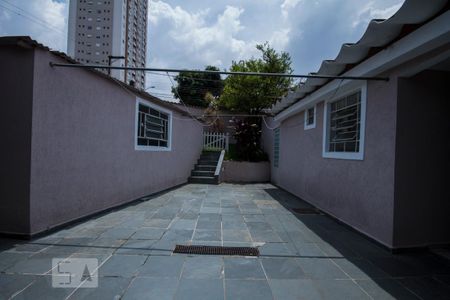 Casa para alugar com 150m², 3 quartos e 3 vagas Casa para alugar com 150m², 3 quartos e 3 vagasQuintal