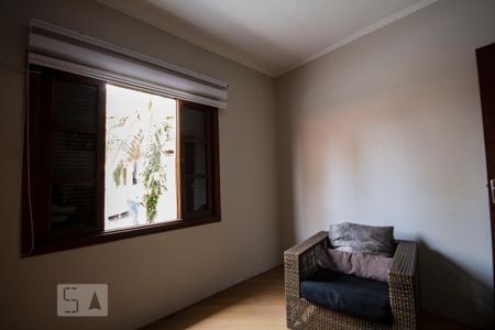 Casa para alugar com 150m², 3 quartos e 3 vagas Casa para alugar com 150m², 3 quartos e 3 vagasQuarto 2