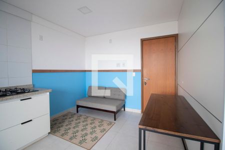 Sala de apartamento para alugar com 1 quarto, 35m² em Jardim Goiás, Goiânia