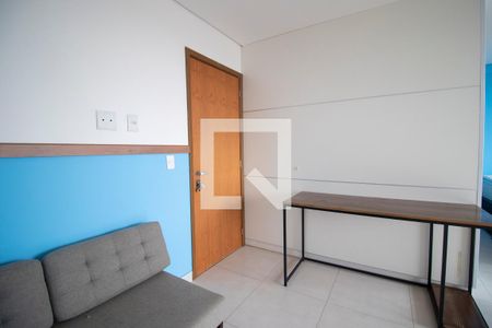 Sala de apartamento para alugar com 1 quarto, 35m² em Jardim Goiás, Goiânia