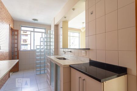 Apartamento à venda com 67m², 2 quartos e 1 vaga Apartamento à venda com 67m², 2 quartos e 1 vagaCozinha