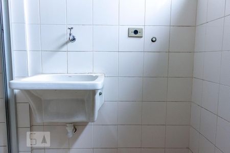 Apartamento para alugar com 70m², 3 quartos e 1 vagaÁrea de serviço