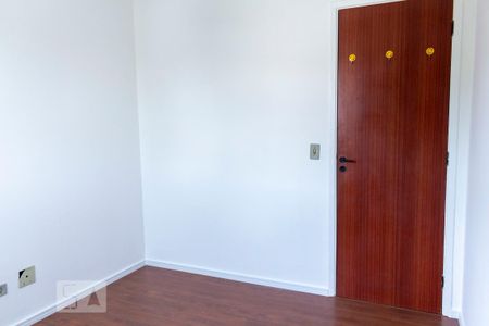 Quarto 1 de apartamento para alugar com 3 quartos, 70m² em Vila Firmiano Pinto, São Paulo