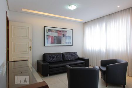 Apartamento para alugar com 100m², 3 quartos e 2 vagasSala