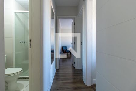 Corredor de apartamento para alugar com 2 quartos, 58m² em Cidade Industrial, Curitiba