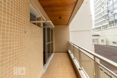VARANDA de apartamento para alugar com 3 quartos, 110m² em Icaraí, Niterói