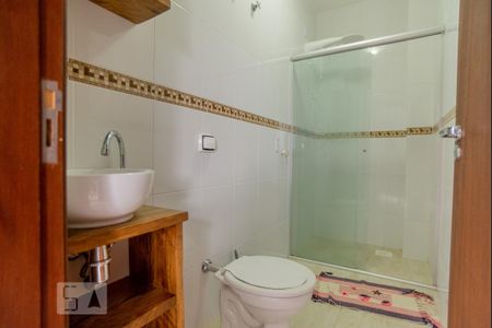 Banheiro de kitnet/studio para alugar com 1 quarto, 40m² em São José, Canoas