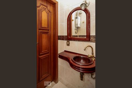 Apartamento à venda com 144m², 3 quartos e 2 vagasBanheiro do Corredor 