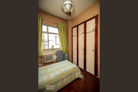 Apartamento à venda com 144m², 3 quartos e 2 vagasQuarto 1