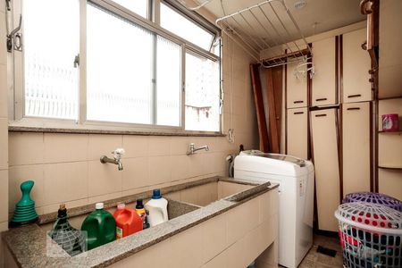 Apartamento à venda com 144m², 3 quartos e 2 vagasÁrea de Serviço