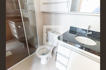 Banheiro de apartamento para alugar com 1 quarto, 30m² em Vila Regente Feijó, São Paulo