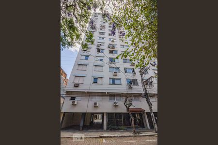 Apartamento para alugar com 65m², 2 quartos e sem vaga Apartamento para alugar com 65m², 2 quartos e sem vagaFachada