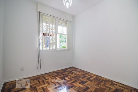 Dormitório2 de apartamento para alugar com 3 quartos, 66m² em Santo Antônio, Porto Alegre
