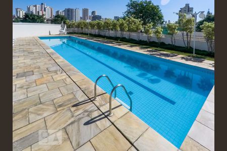 Apartamento para alugar com 64m², 2 quartos e 2 vagas Apartamento para alugar com 64m², 2 quartos e 2 vagasÁrea comum - Piscina