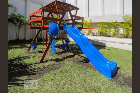 Apartamento para alugar com 64m², 2 quartos e 2 vagas Apartamento para alugar com 64m², 2 quartos e 2 vagasÁrea Comum - Playground