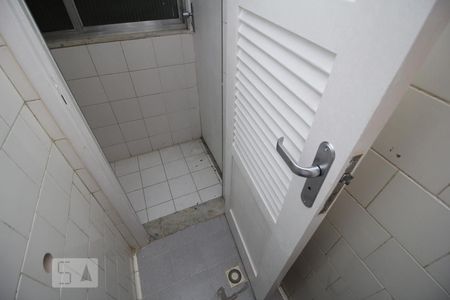 Apartamento à venda com 61m², 2 quartos e sem vagaBanheiro de Serviço