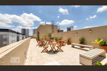 Apartamento para alugar com 37m², 2 quartos e 1 vaga Apartamento para alugar com 37m², 2 quartos e 1 vagaÁrea comum - Churrasqueira