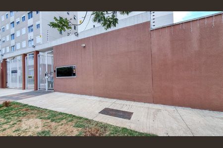Apartamento para alugar com 37m², 2 quartos e 1 vaga Apartamento para alugar com 37m², 2 quartos e 1 vagaFachada