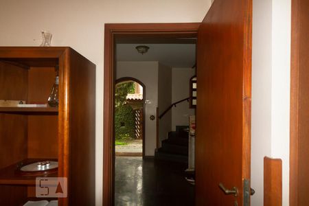 Corredor de casa para alugar com 4 quartos, 400m² em Adalgisa, Osasco