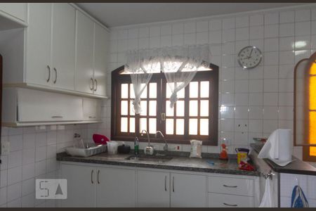 Casa para alugar com 400m², 4 quartos e 5 vagasCozinha