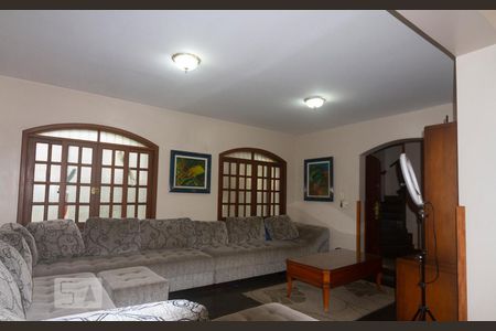 Sala de Estar de casa para alugar com 4 quartos, 400m² em Adalgisa, Osasco