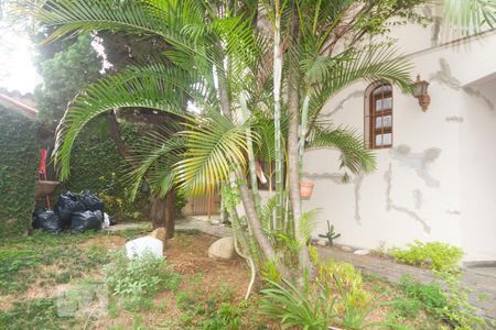 Casa para alugar com 400m², 4 quartos e 5 vagasFachada