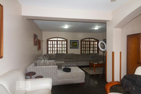 Sala de Estar de casa para alugar com 4 quartos, 400m² em Adalgisa, Osasco
