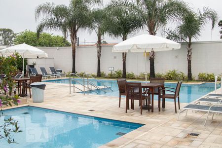 Apartamento à venda com 64m², 2 quartos e 1 vagaÁrea Comum - Piscina