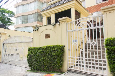 Fachada de apartamento para alugar com 2 quartos, 70m² em Jardim Sílvia, Santo André