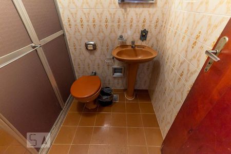 Banheiro de apartamento para alugar com 1 quarto, 60m² em Piedade, Rio de Janeiro