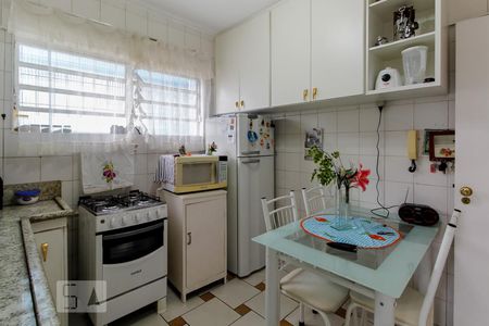 Apartamento à venda com 68m², 2 quartos e 1 vagaCozinha