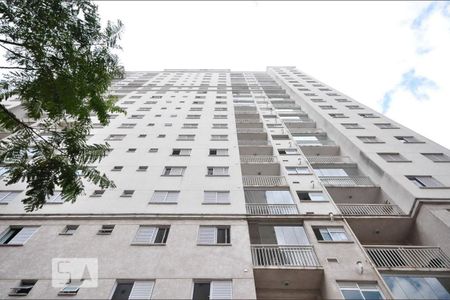 Apartamento à venda com 56m², 2 quartos e 1 vaga Apartamento à venda com 56m², 2 quartos e 1 vagaFachada