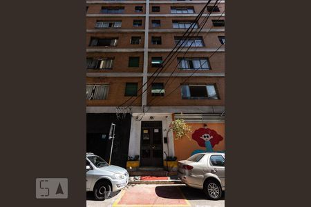 Apartamento para alugar com 90m², 2 quartos e sem vagaFachada