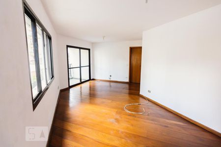 Apartamento para alugar com 112m², 3 quartos e 2 vagasSala
