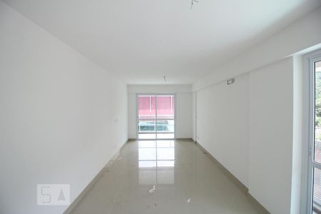 Sala de Apartamento com 3 quartos, 140m² Botafogo