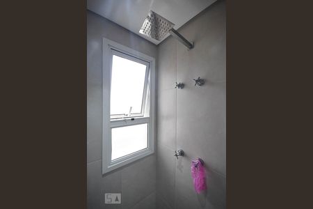 Apartamento à venda com 175m², 4 quartos e 3 vagasDetalhe do Banheiro Suíte 1