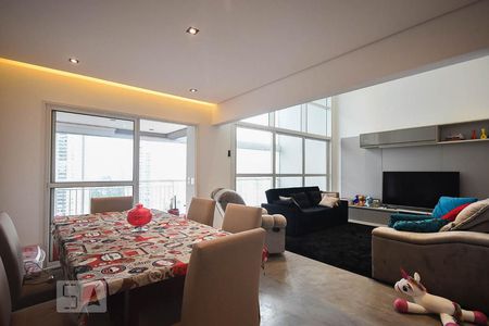 Apartamento à venda com 175m², 4 quartos e 3 vagasSala