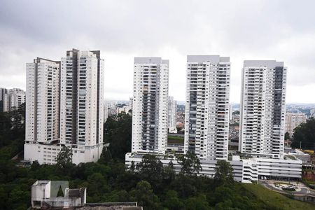 Vista de apartamento para alugar com 4 quartos, 175m² em Vila Suzana, São Paulo