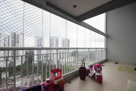 Varanda de apartamento para alugar com 4 quartos, 175m² em Vila Suzana, São Paulo