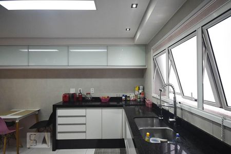 Apartamento à venda com 175m², 4 quartos e 3 vagasCozinha