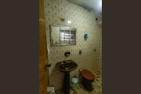 Casa à venda com 283m², 4 quartos e 1 vagaBanheiro