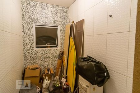 Casa à venda com 283m², 4 quartos e 1 vagaBanheiro