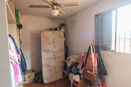 Casa à venda com 283m², 4 quartos e 1 vagaQuarto