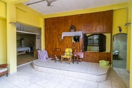 Casa à venda com 283m², 4 quartos e 1 vagaÁrea Externa