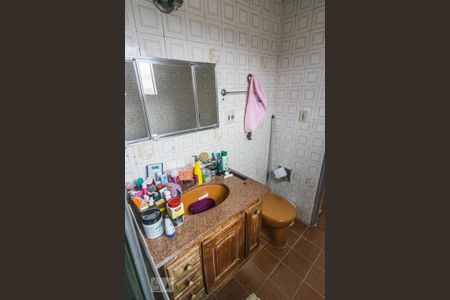 Casa à venda com 283m², 4 quartos e 1 vagaBanheiro