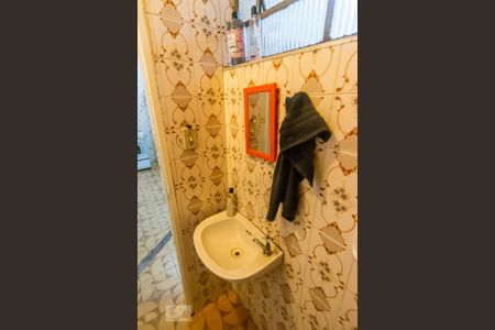 Casa à venda com 283m², 4 quartos e 1 vagaBanheiro